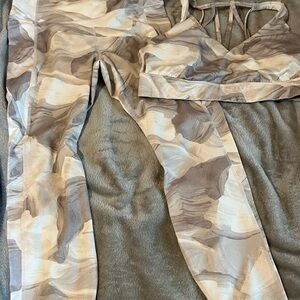 All in Motion Women's Camouflage Activewear Set - Brown and Cream